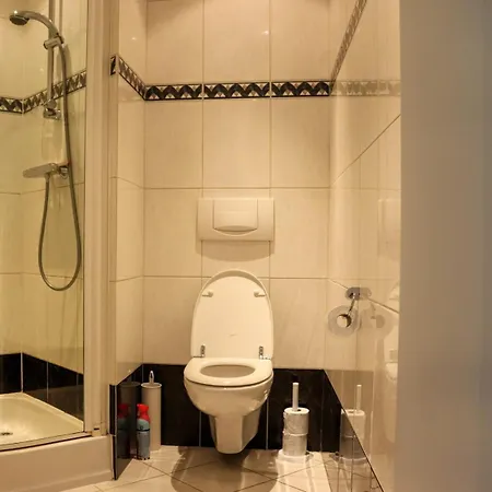 Sea La Vie Apartment *