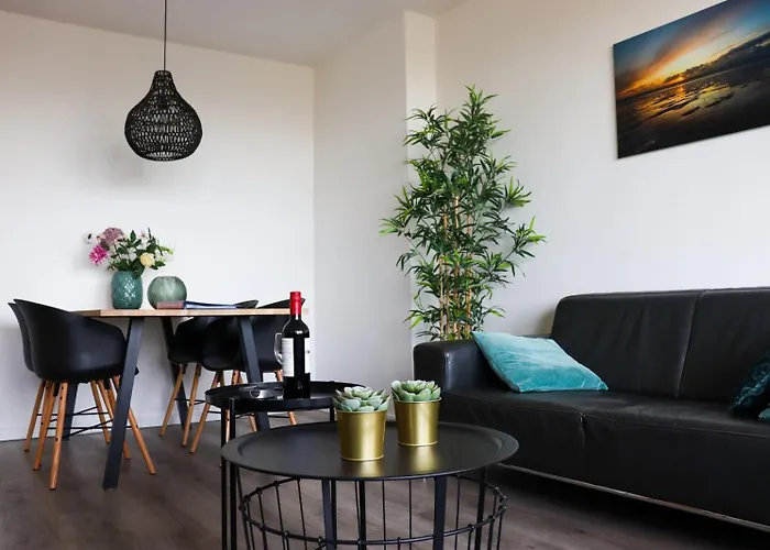 Sea La Vie 海边的艾格蒙特